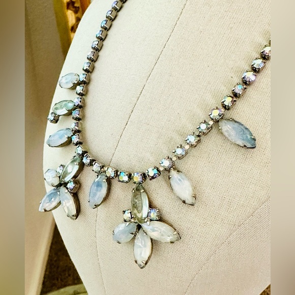 Vintage Blue Rhinestone Necklace - Picture 3 of 14
